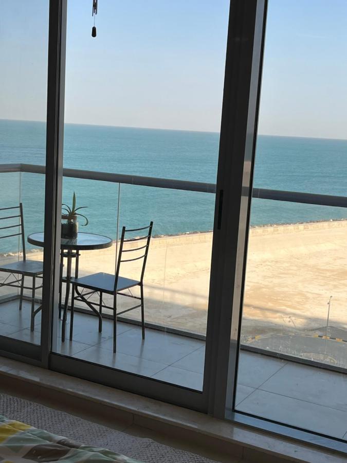 Incredible Ocean View Aprtment In Al Marjan Island *